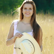 Chelsea N., Pet Care Provider in Kalispell, MT with 12 years paid experience