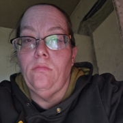 Stephanie S., Pet Care Provider in Klamath Falls, OR with 1 year paid experience