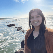 Alondra R., Babysitter in Newport, OR with 3 years paid experience