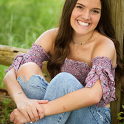 Jenna Q., Babysitter in Huntington, TX 75949 with 7 years of paid experience