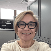 Viviana M., Nanny in Crestwood, IL 60445 with 8 years of paid experience
