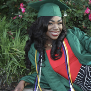Shuntina W. - Shreveport <span class="translation_missing" title="translation missing: en.application.care_types.child_care">Child Care</span>