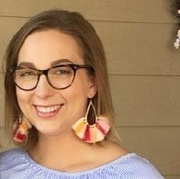 Lauren H. - Bay Saint Louis <span class="translation_missing" title="translation missing: en.application.care_types.child_care">Child Care</span>