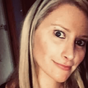 Courtney L. - Bakersfield Babysitter