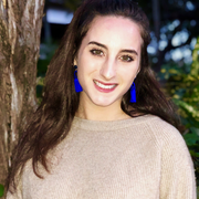 Caitlin H. - Houston Nanny
