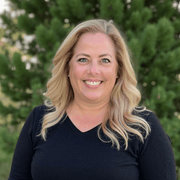 Diana M., Babysitter in 34232 with 6 years of paid experience