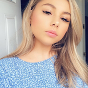 Klaudia J. - Hawthorne Babysitter