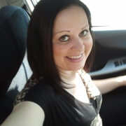 Edyta C. - Glenview Babysitter