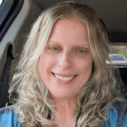 Elizabeth C., Nanny in Buckeye Lake, OH 43008 with 20 years of paid experience