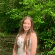 Ava R., Babysitter in 64070 with 0 years of paid experience