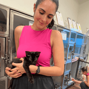 Paulina V., Pet Care Provider in Chicago, IL 60625 with 1 year paid experience
