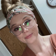 Makenzie H., Child Care in Hiawatha, IA 52233 with 1 year of paid experience