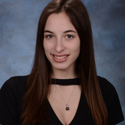 Olivia H. - Saint Louis Babysitter