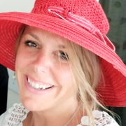 Emma B. - Denver <span class="translation_missing" title="translation missing: en.application.care_types.child_care">Child Care</span>