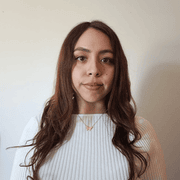 Yesenia D., Care Companion in Romeoville, IL with 5 years paid experience
