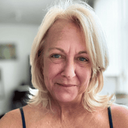Carolyn P., Pet Care Provider in Saint Petersburg, FL with 30 years paid experience