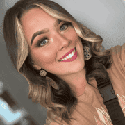 Ashley L., Pet Care Provider in Clarendon Hills, IL with 10 years paid experience