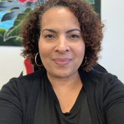 Loren B. - Hyattsville <span class="translation_missing" title="translation missing: en.application.care_types.child_care">Child Care</span>