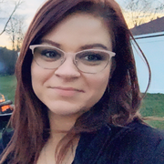 Ashley C. - Lombard Babysitter