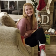 Peyton R. - Slinger Babysitter