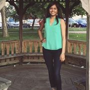Leandra V. - Elmhurst Babysitter