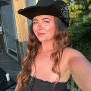 Sydney M., Babysitter in 46184 with 10 years of paid experience