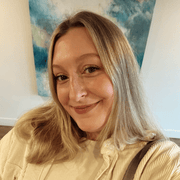 Courtney G., Pet Care Provider in Lynnwood, WA with 10 years paid experience