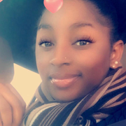 Kadeajah J. - Chicago Babysitter