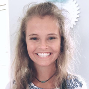 Julia F. - Greer Babysitter