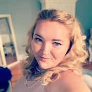 Leslie P., Babysitter in Mc Lean, VA with 20 years paid experience