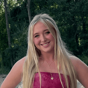 Ella M., Pet Care Provider in Niles, IL with 2 years paid experience