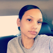 Selena L. - Gonzales Babysitter