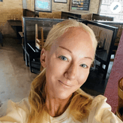 Jennifer D., Babysitter in 30572 with 14 years of paid experience