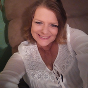 Kellie M. - Benton Nanny