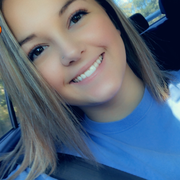 Molley H. - Lexington Babysitter
