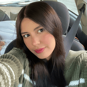 Karen Paola G., Pet Care Provider in Wilmette, IL with 6 years paid experience