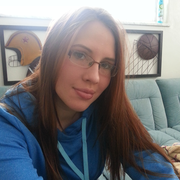 Valerie R., Babysitter in Belleville, IL with 11 years paid experience