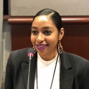 Shanelle M. - Hartford Babysitter