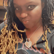 Chloe W., Babysitter in Chicago, IL with 10 years paid experience