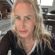 Melissa Y., Babysitter in 91042 with 40 years of paid experience