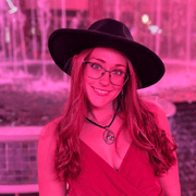 Savannah H., Pet Care Provider in Glendale, AZ with 4 years paid experience