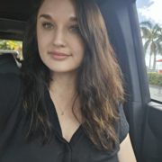 Hollyann L., Babysitter in 84738 with 18 years of paid experience