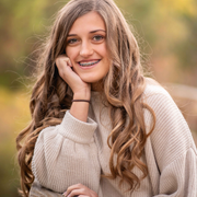 McKenzie B., Babysitter in Bend, OR 97701 with 5 years of paid experience