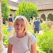 Anna W., Pet Care Provider in Chicago, IL with 15 years paid experience