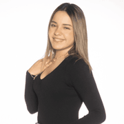 Nicole H., Babysitter in Beasley, TX 77417 with 4 years of paid experience