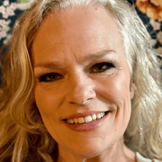 Carrie  ., Nanny in Greggton, TX 75605 with 32 years of paid experience