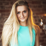 Haley B. - Bloomington Babysitter