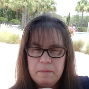 Lisa S. - Mascoutah <span class="translation_missing" title="translation missing: en.application.care_types.child_care">Child Care</span>