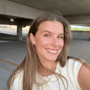 Solomiya H., Pet Care Provider in Gurnee, IL with 2 years paid experience