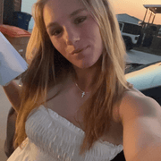 Elizabeth Y., Child Care in Canyon Lake, TX 78133 with 3 years of paid experience